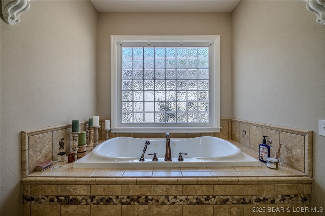 La Riva Est - Residential