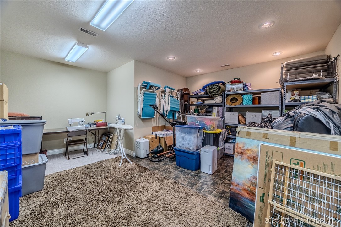 La Riva Est - Residential