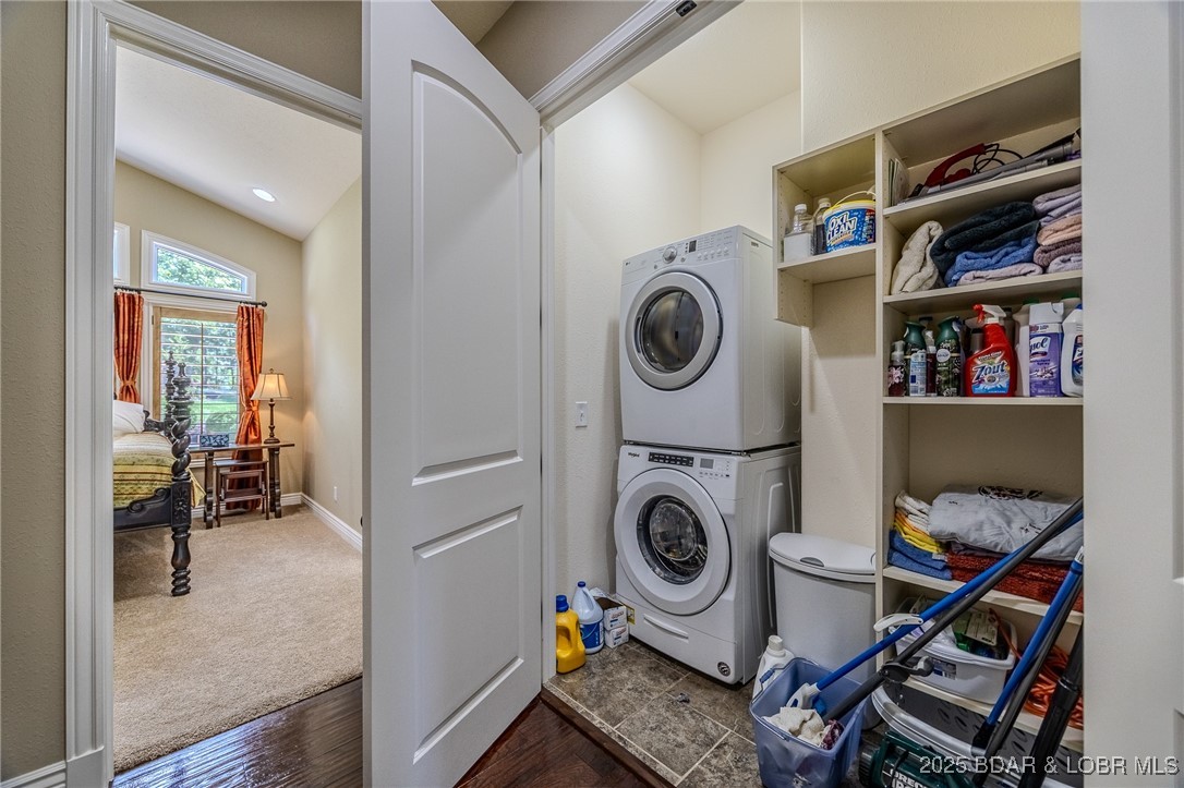 La Riva Est - Residential