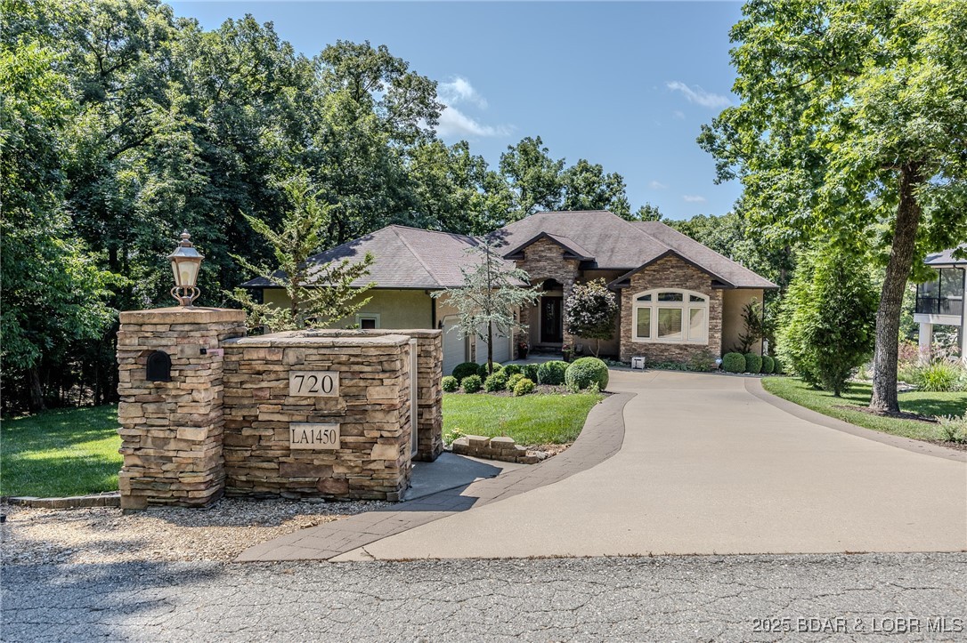 La Riva Est - Residential