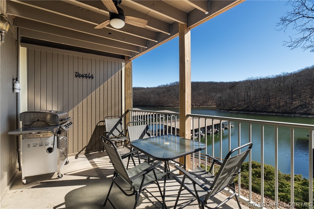 Osage Beach, Missouri 65065, United States, 2 Bedrooms Bedrooms, ,2 BathroomsBathrooms,Residential,Contingent,64612