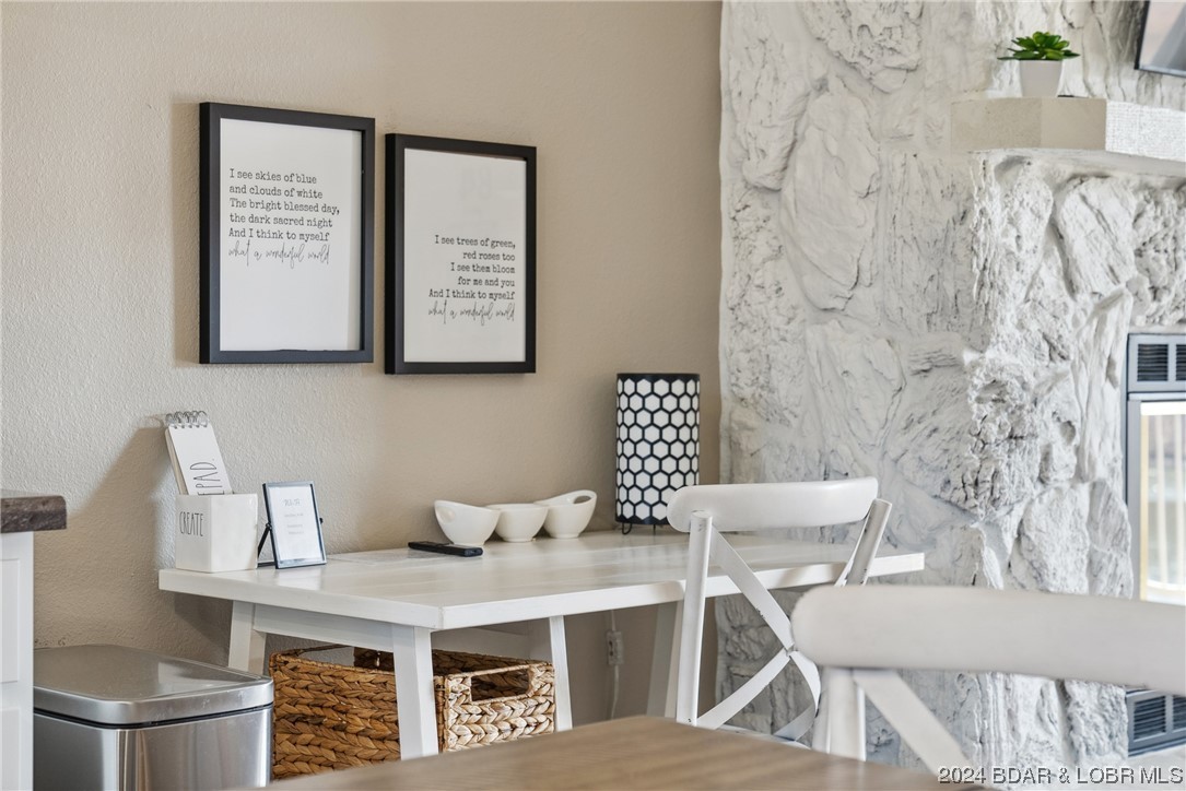 Osage Beach, Missouri 65065, United States, 2 Bedrooms Bedrooms, ,2 BathroomsBathrooms,Residential,Contingent,64612