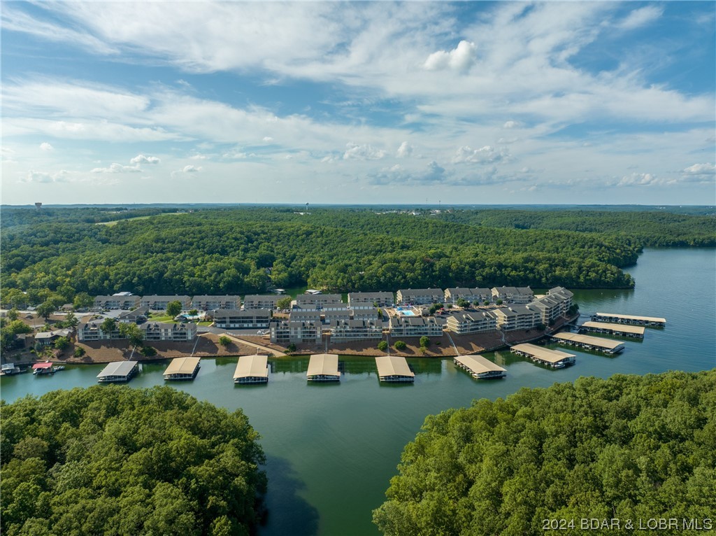 Osage Beach, Missouri 65065, United States, 2 Bedrooms Bedrooms, ,2 BathroomsBathrooms,Residential,Contingent,64612