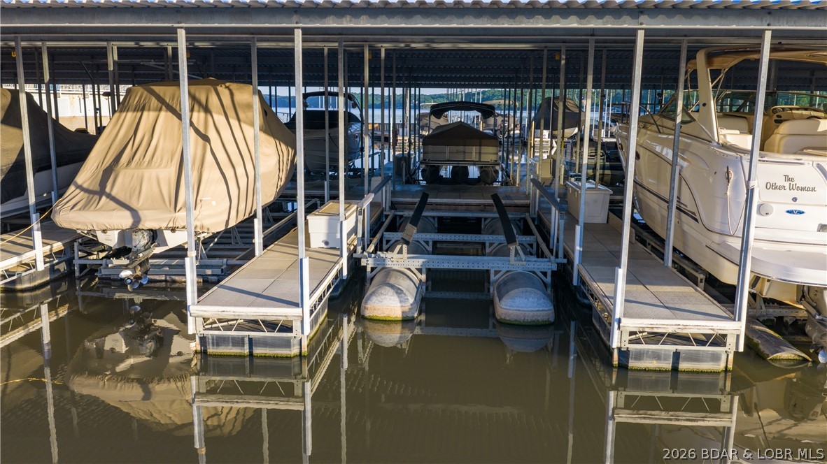 Stoneledge Condominium - Residential