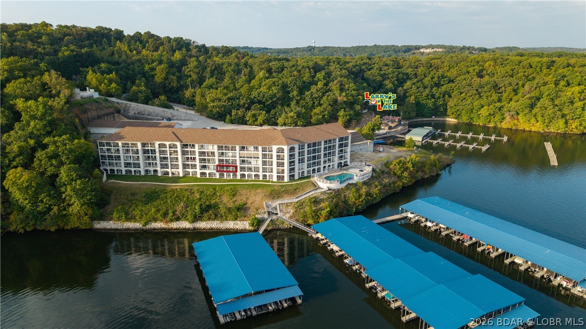 Trinity Pointe Condominiums - Residential