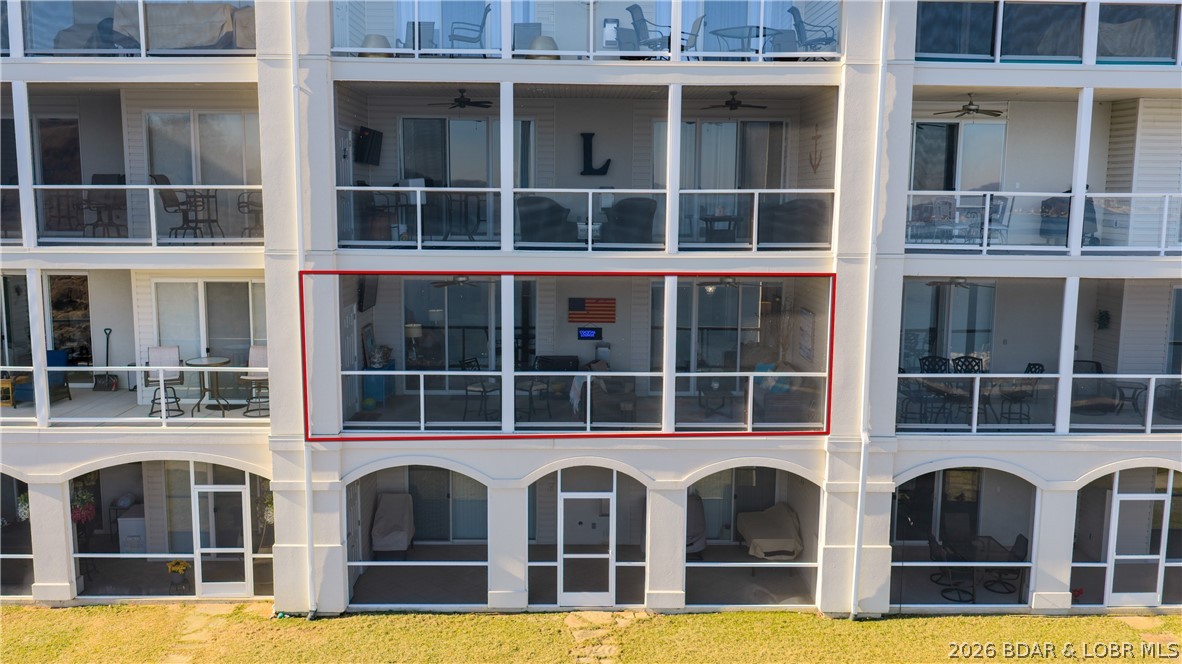 Trinity Pointe Condominiums - Residential