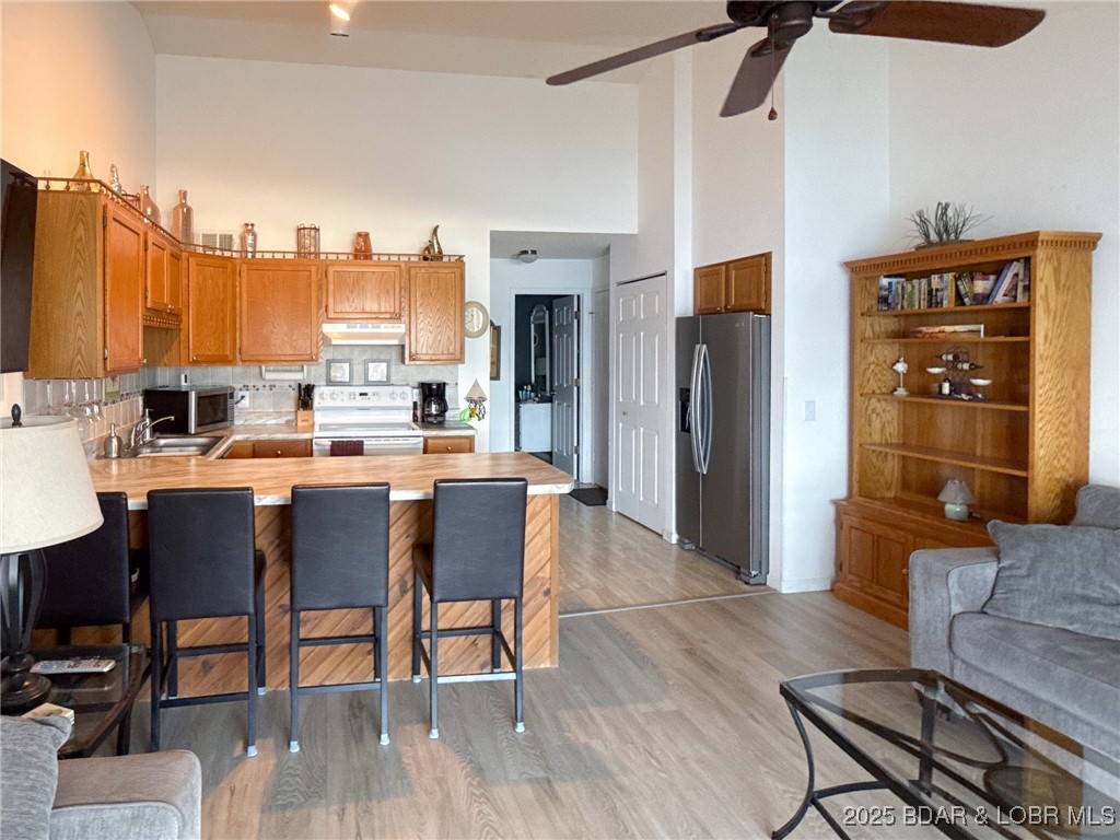 Golden Reef Resort Condominium - Residential