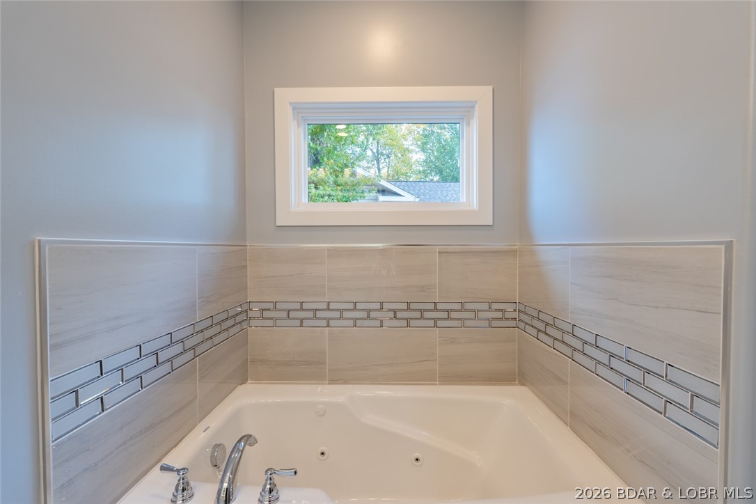 Glenwood Manor - Residential