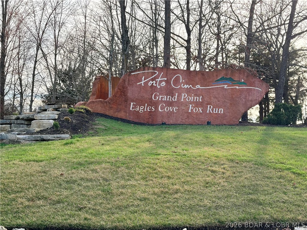 Grand Point No. 2 - Land