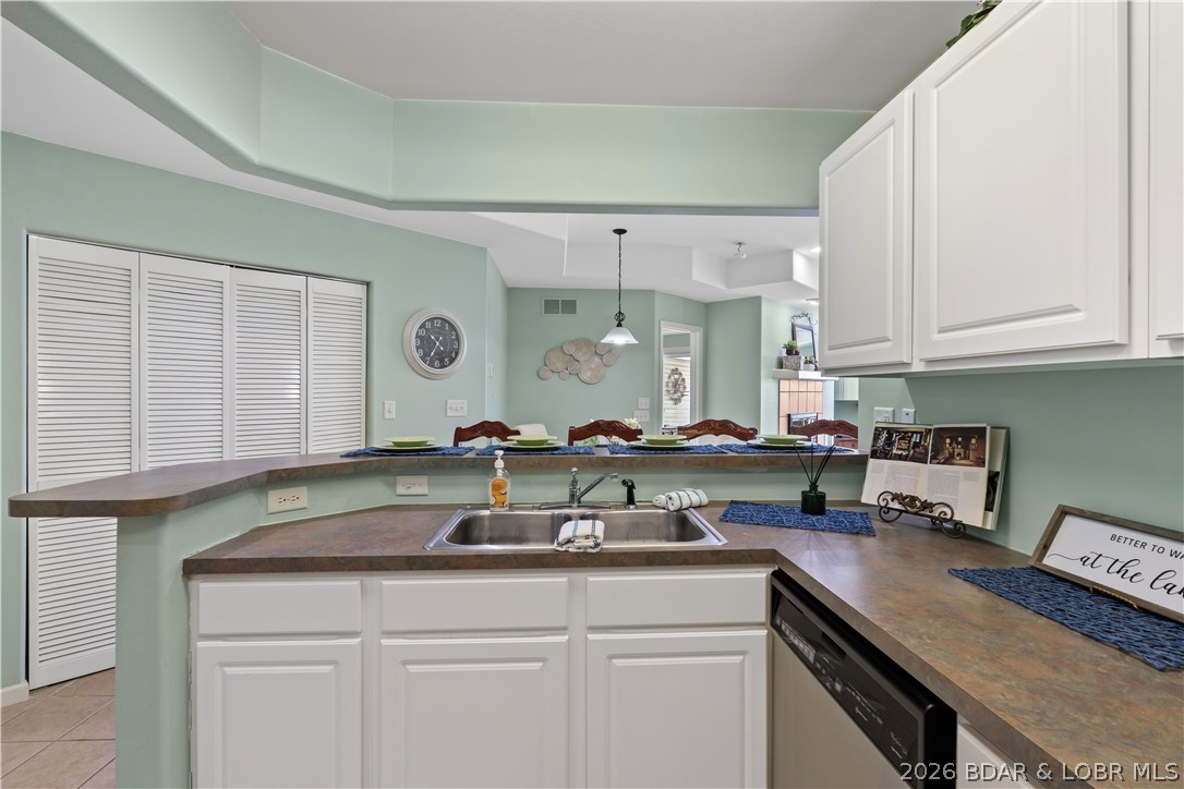 Emerald Bay Condominium - Residential