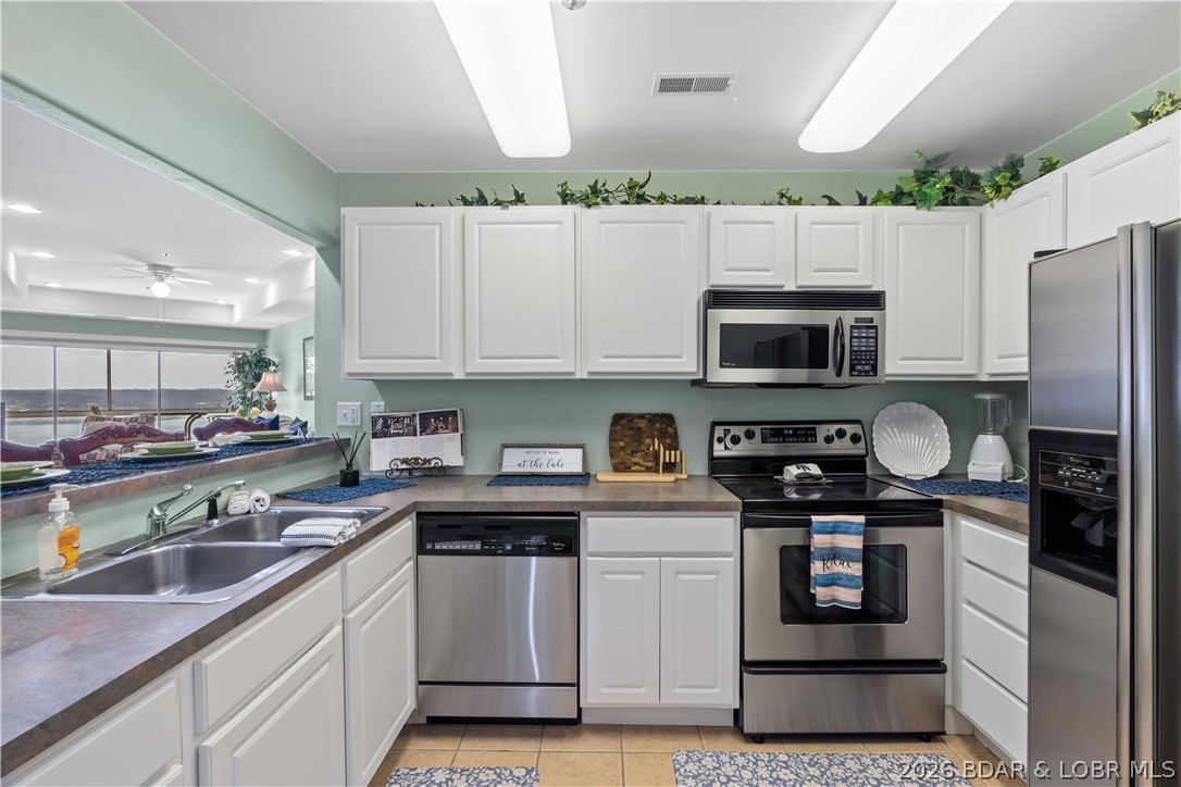 Emerald Bay Condominium - Residential