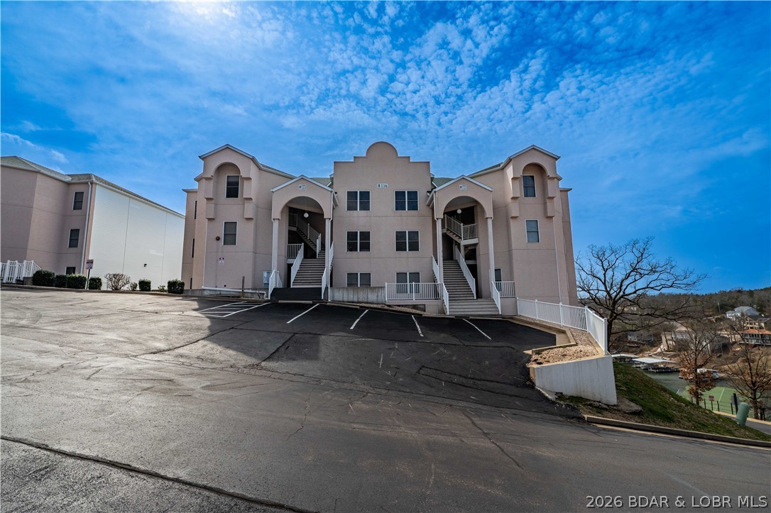 Emerald Bay Condominium - Residential