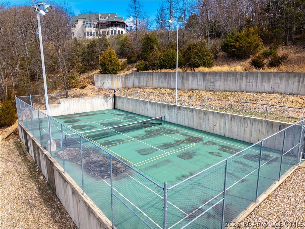 Emerald Bay Condominium - Residential