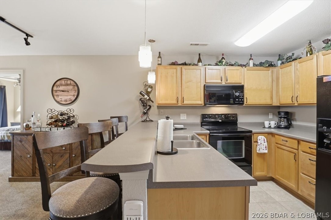 Highland Shores Condominium - Residential