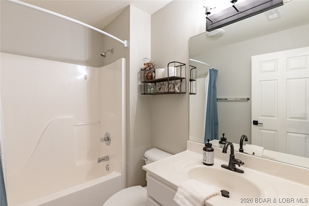 Highland Shores Condominium - Residential