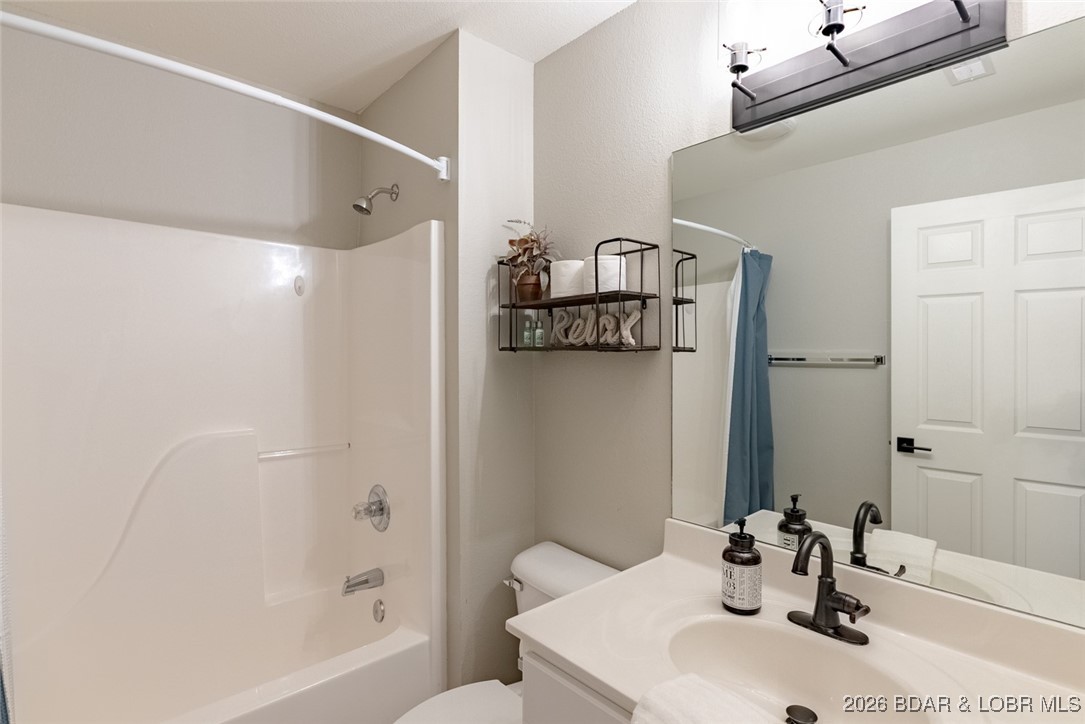 Highland Shores Condominium - Residential