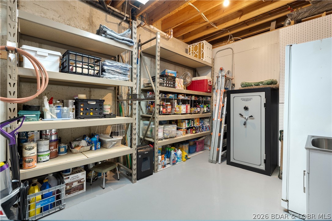 Tonys Point - Residential