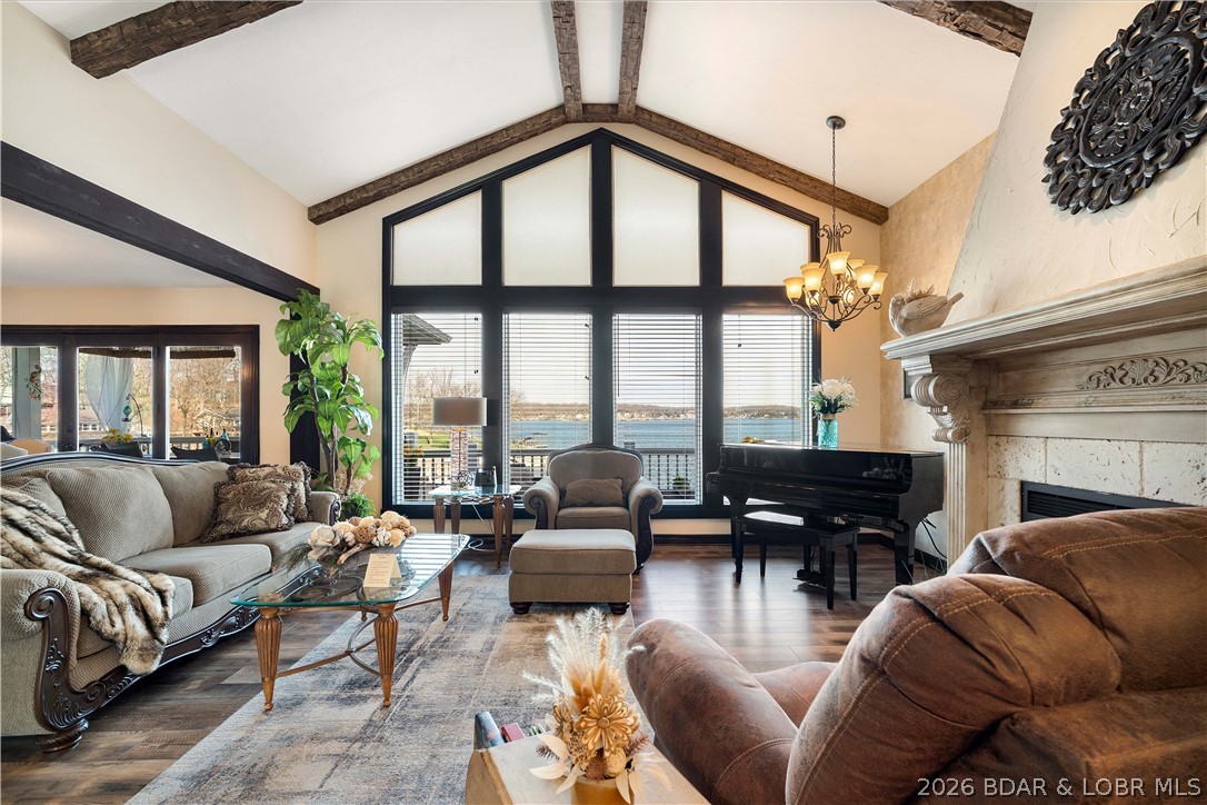 Tonys Point - Residential