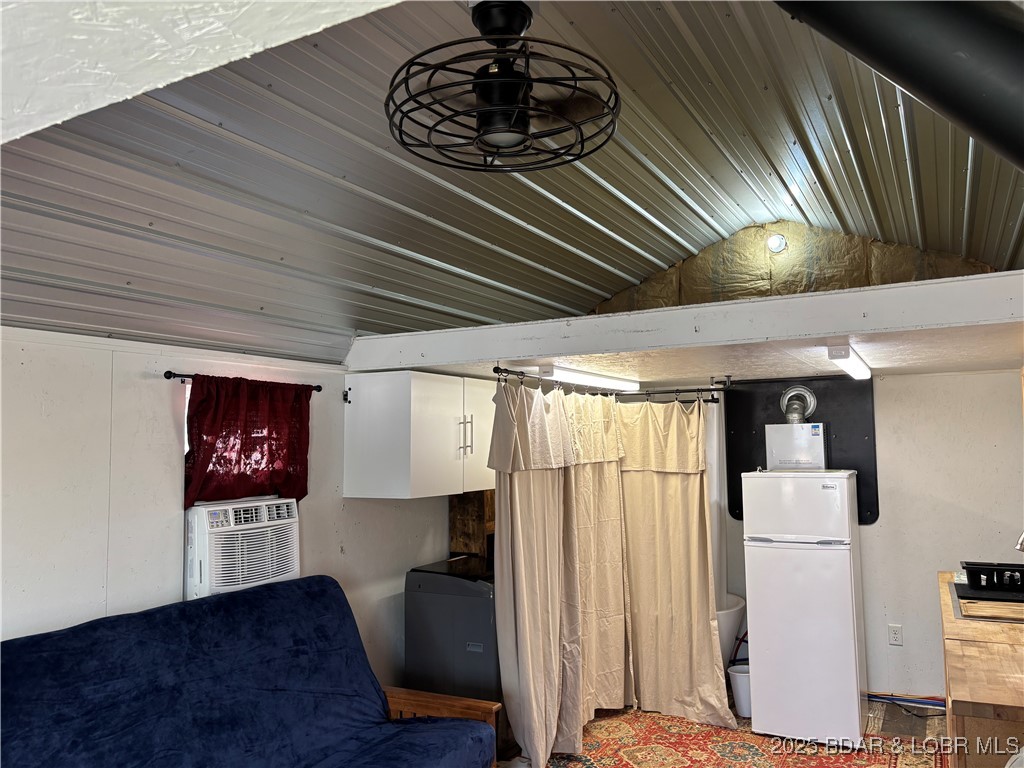 Stover, Missouri 65078, United States, 1 Bedroom Bedrooms, ,1 BathroomBathrooms,Residential,Active,169431