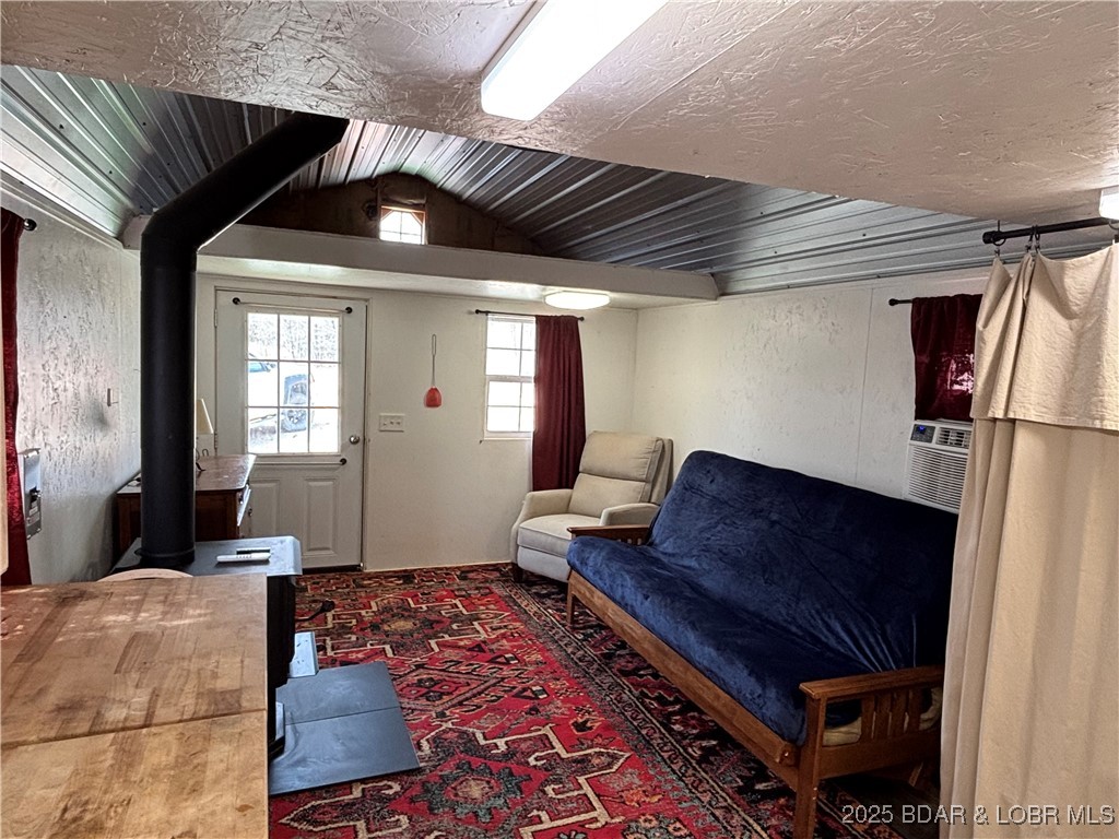 Stover, Missouri 65078, United States, 1 Bedroom Bedrooms, ,1 BathroomBathrooms,Residential,Active,169431