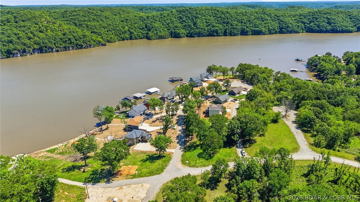 Shores of Eagle's View - Residential