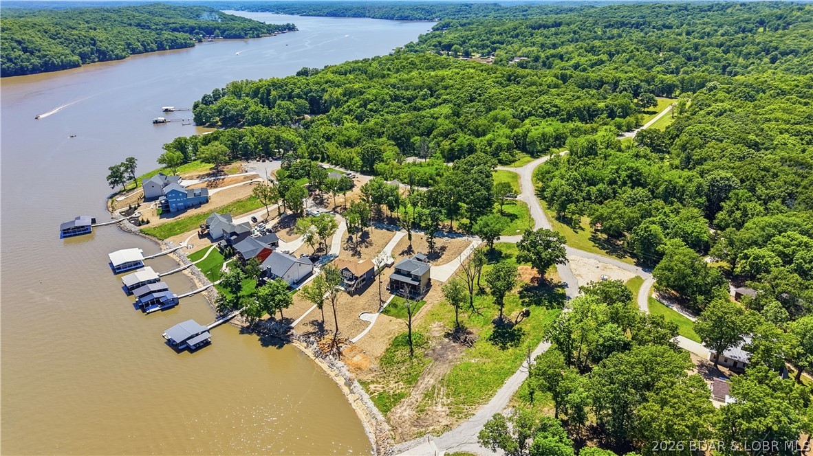 Shores of Eagle's View - Residential