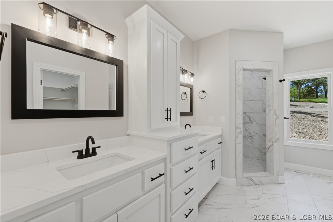 Shores of Eagle's View - Residential