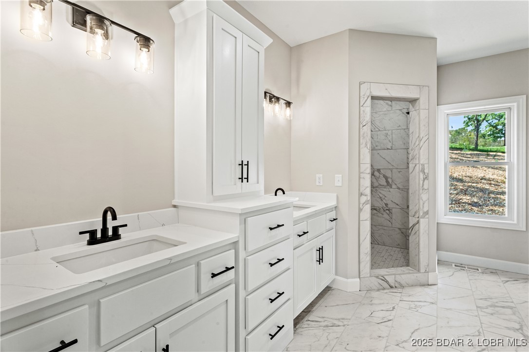 Shores of Eagle's View - Residential