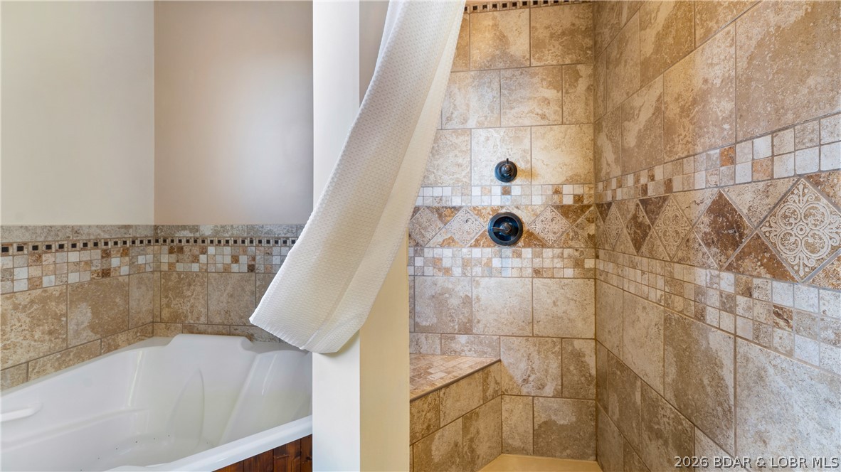 Horseshoe Bend #4 - Residential