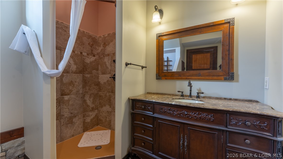 Horseshoe Bend #4 - Residential