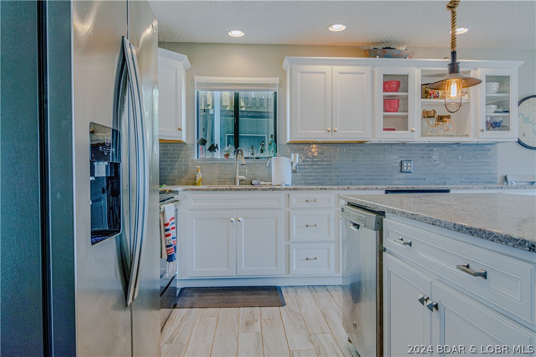 Lake Ozark, Missouri 65049, United States, 2 Bedrooms Bedrooms, ,2 BathroomsBathrooms,Residential,Contingent,62236