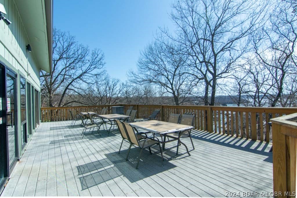 Lake Ozark, Missouri 65049, United States, 2 Bedrooms Bedrooms, ,2 BathroomsBathrooms,Residential,Contingent,62236