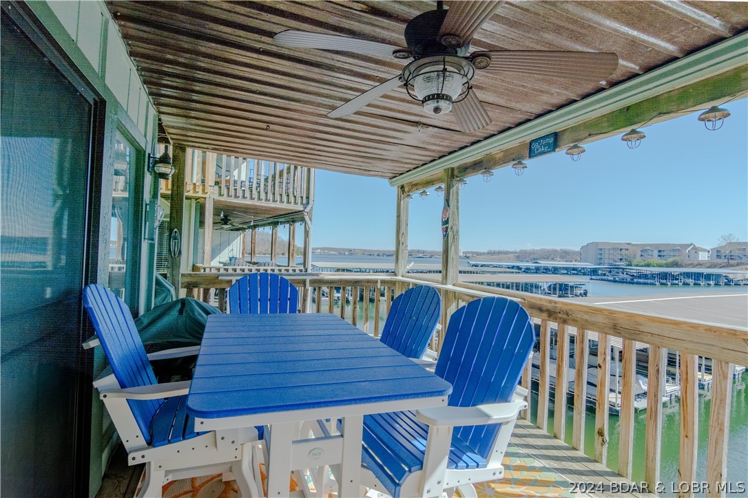 Lake Ozark, Missouri 65049, United States, 2 Bedrooms Bedrooms, ,2 BathroomsBathrooms,Residential,Contingent,62236