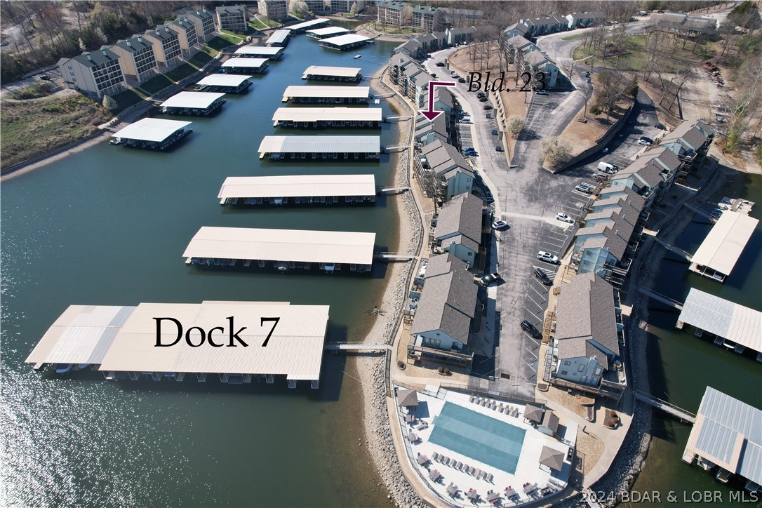 Lake Ozark, Missouri 65049, United States, 2 Bedrooms Bedrooms, ,2 BathroomsBathrooms,Residential,Contingent,62236