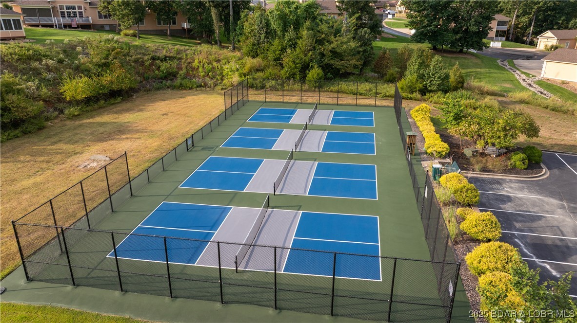 Heritage Isle - Land