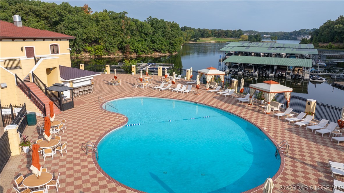 Heritage Isle - Land