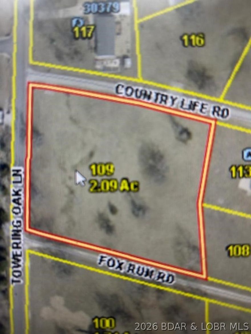 4 building lots fronting 3 different  roads. Very gentle topography, would be suitable for slab on grade 1 story home or possibly a walkout style home depending on the lot being used. The subdivision has a boat ramp at the common  area near the community dock. Central sewer and water system is available through Central States Water Resources. They can quote connection fees as they depend on actual cost.  Monthly service currently $27 water, $47.50 sewer. These lots contain a total of 2.09 acres per county records. Having water and sewer available is a great perk to contain your building costs.  Take a  look today, very tough to find lots this gentle in a nice area of mid to upper end homes. Owners will sell lots individually.