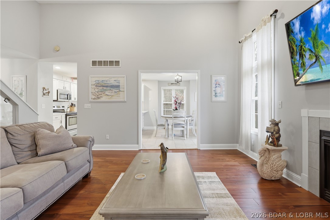 Kays Point #4 - Residential