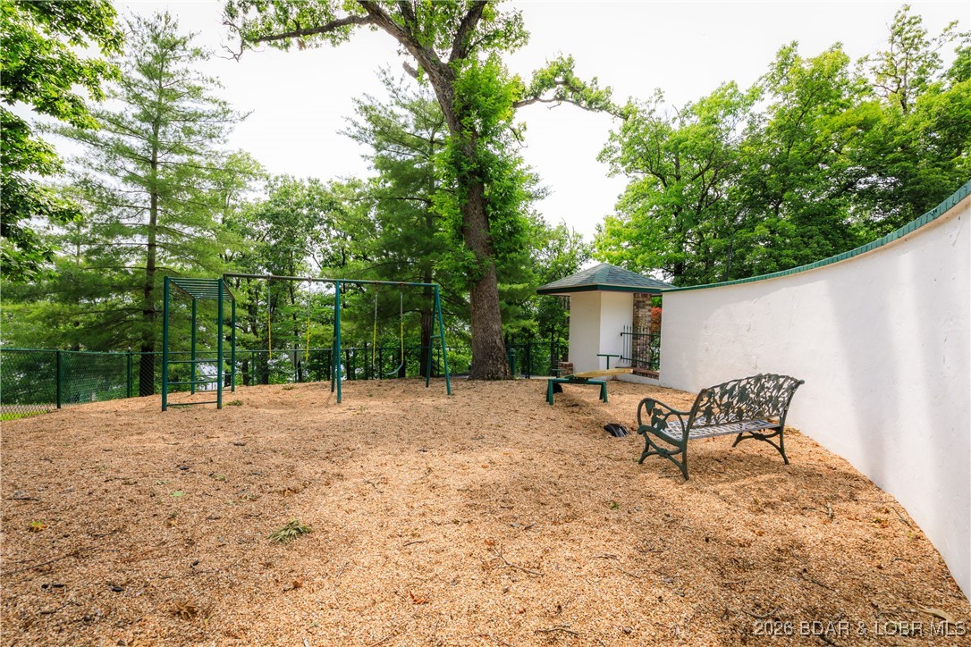 Harbour Towne Condominium - Residential