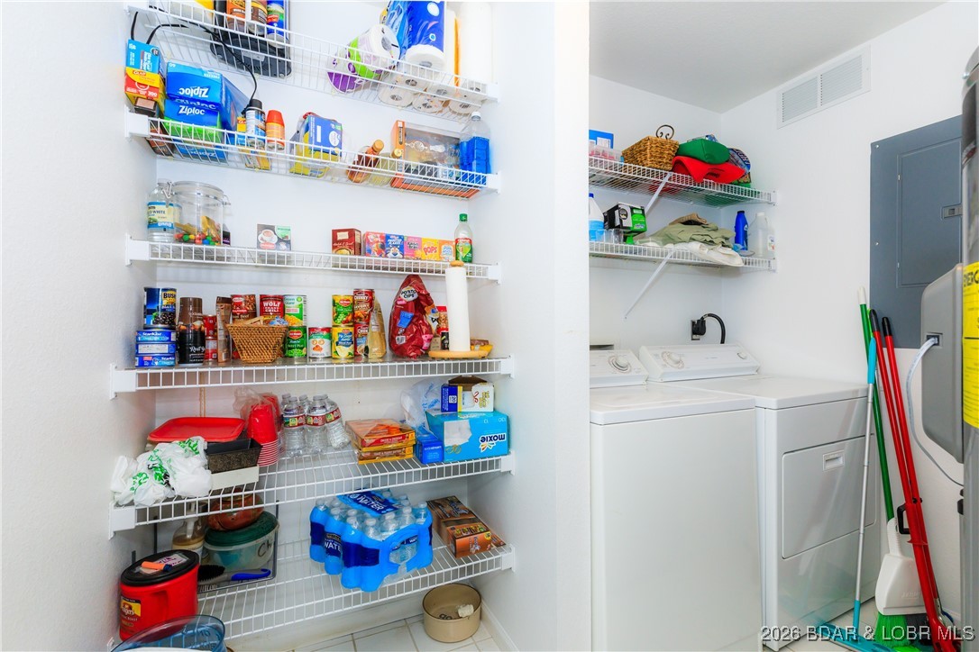 Harbour Towne Condominium - Residential