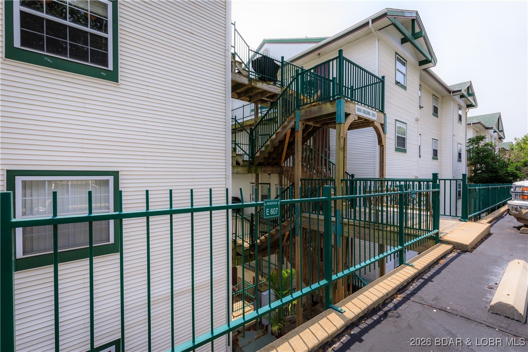 Harbour Towne Condominium - Residential