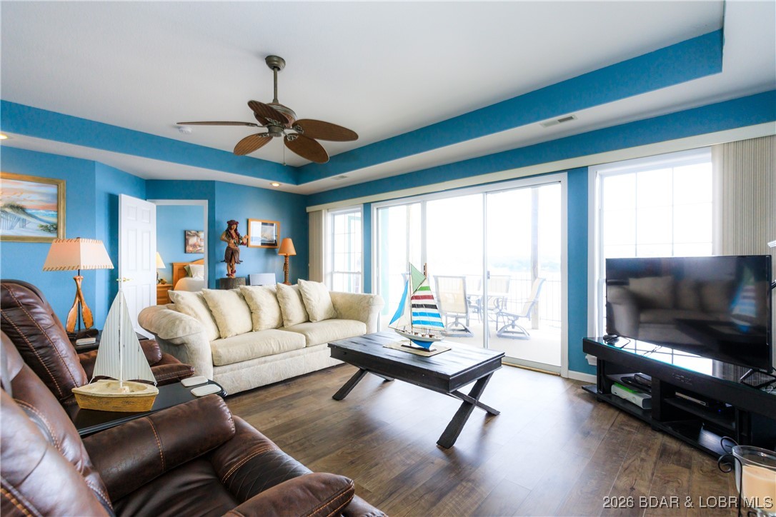 Harbour Towne Condominium - Residential