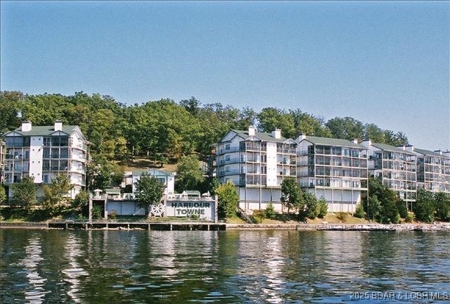 Harbour Towne Condominium - Residential