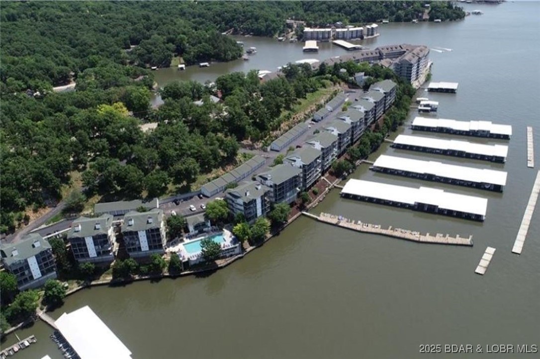 Harbour Towne Condominium - Residential