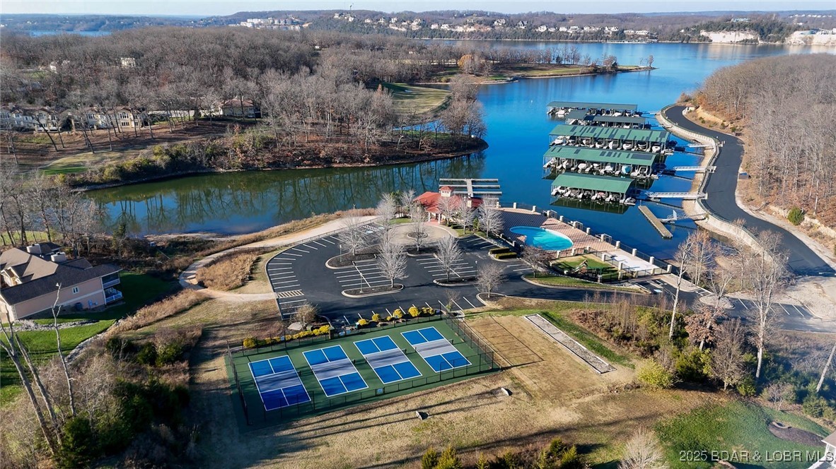 Grand Point - Residential