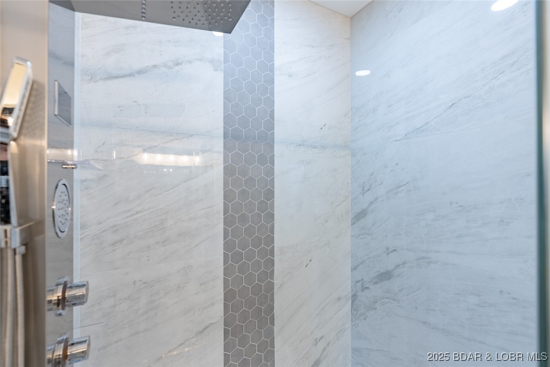 Grand Point - Residential