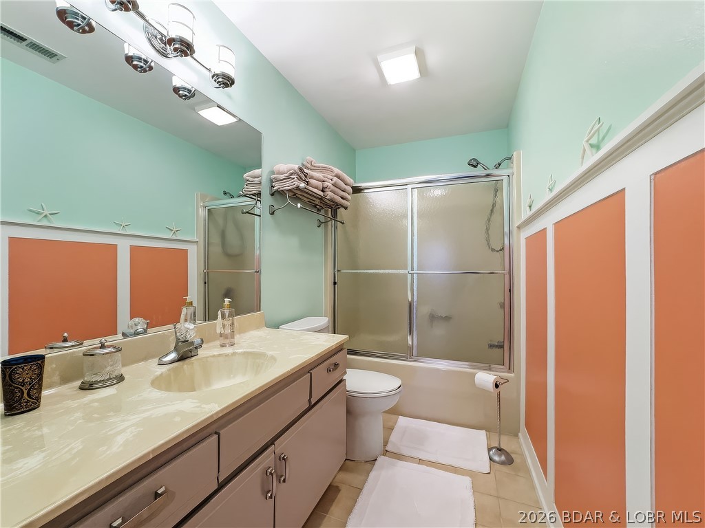 Oak Bluff Condominium - Residential