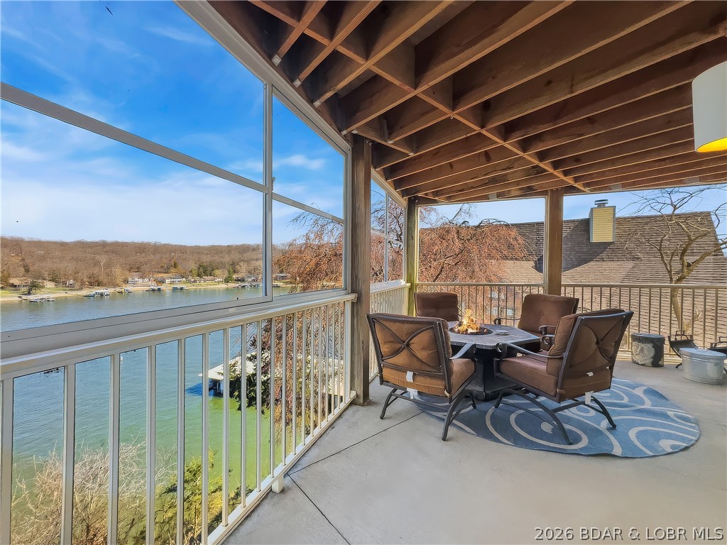 Oak Bluff Condominium - Residential