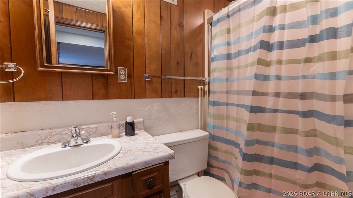 Lakewood Beach - Residential