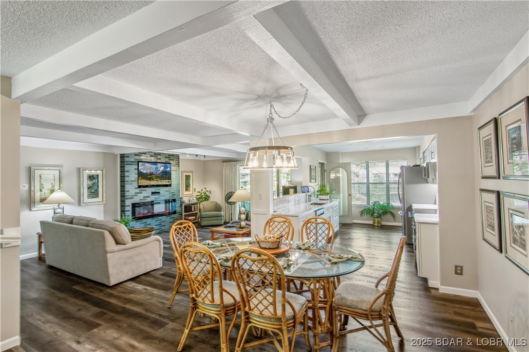 Lake Ozark, Missouri 65049, United States, 3 Bedrooms Bedrooms, ,3 BathroomsBathrooms,Residential,Active,119973 Lake Ozark, Missouri 65049, United States, 3 Bedrooms Bedrooms, ,3 BathroomsBathrooms,Residential,Active,119973